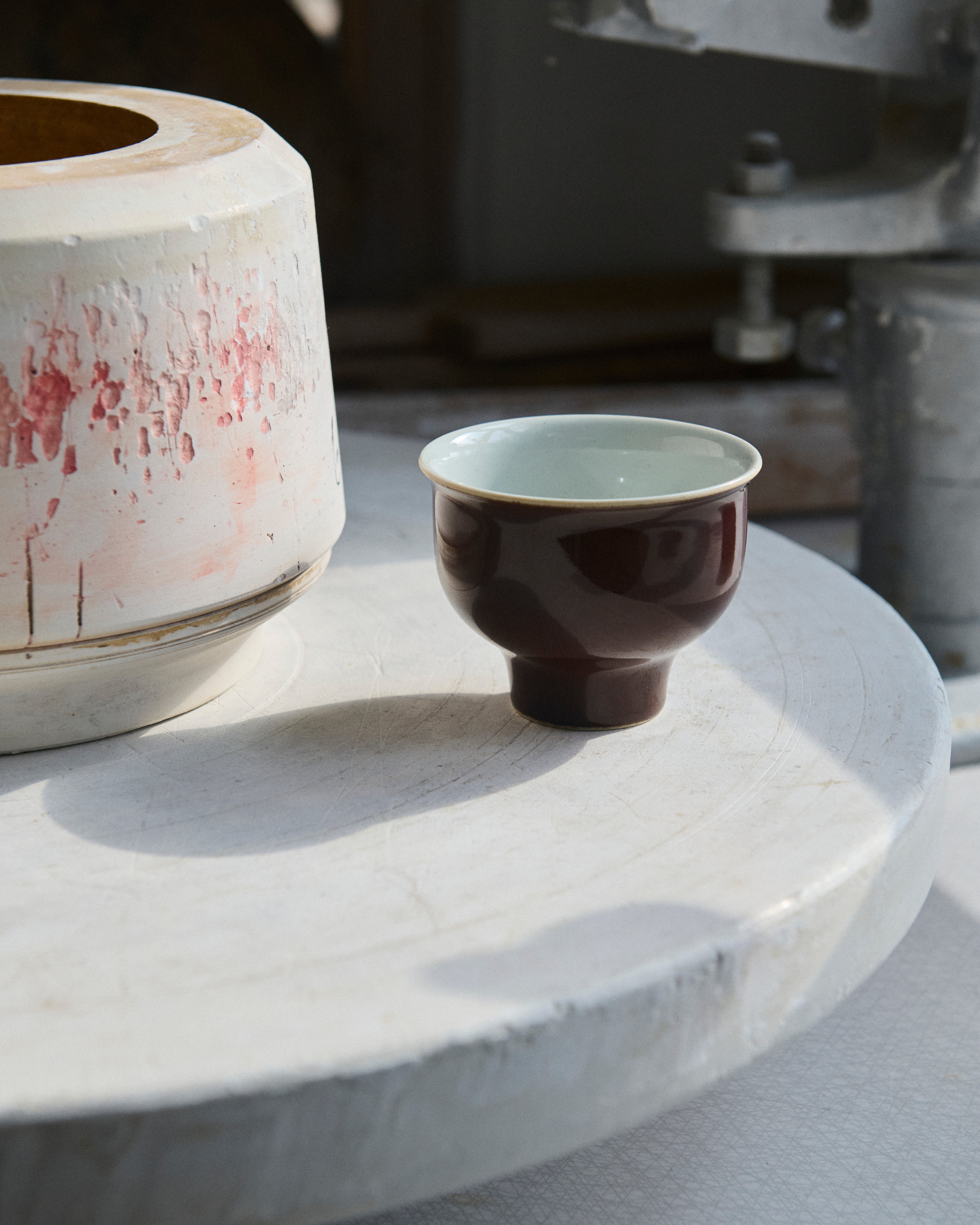 1616 / Manz Contour – The Table Project